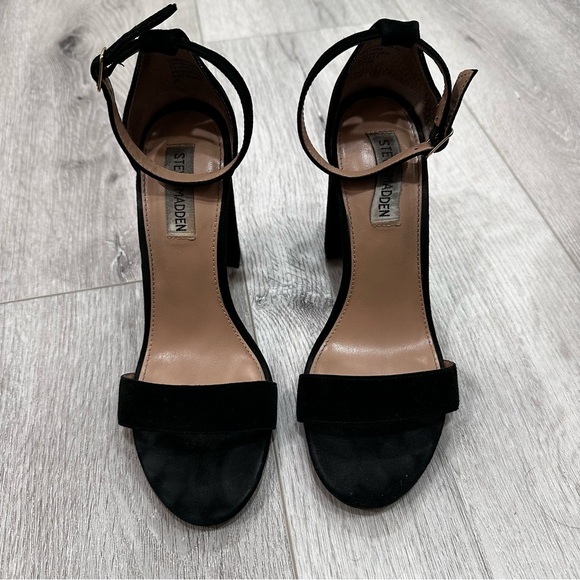 Steve Madden Carrson Black Suede Heels Sandals - Picture 4 of 4